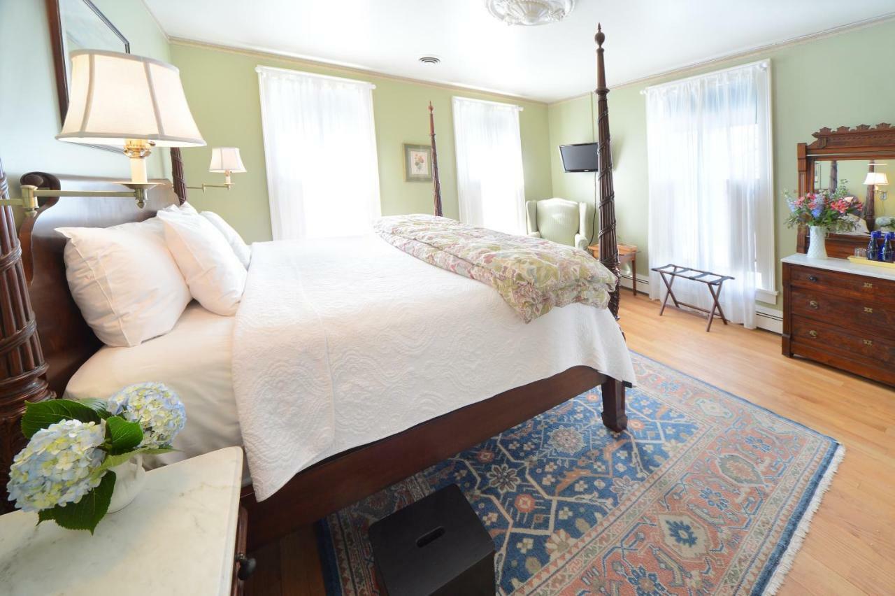 The Springwater Bed And Breakfast 사라토가 스프링스 외부 사진
