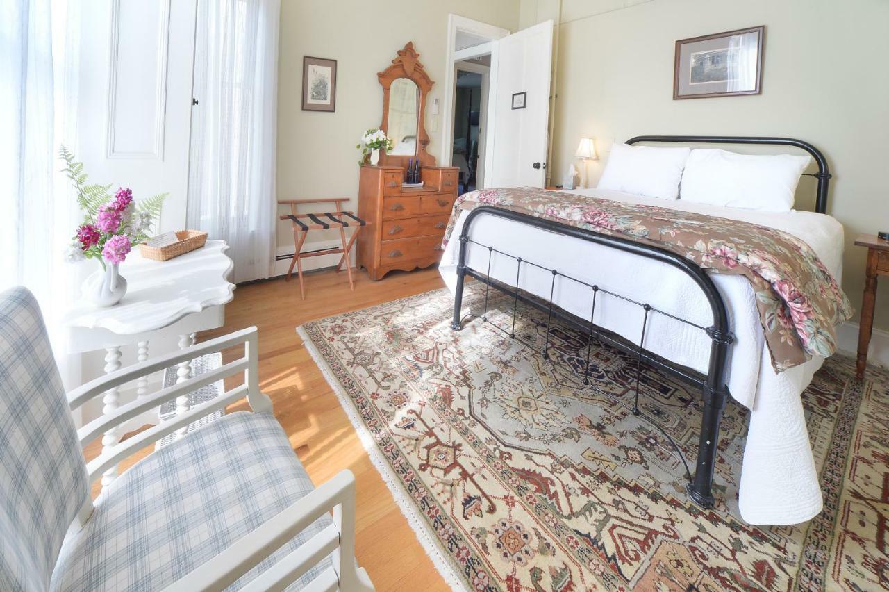 The Springwater Bed And Breakfast 사라토가 스프링스 외부 사진