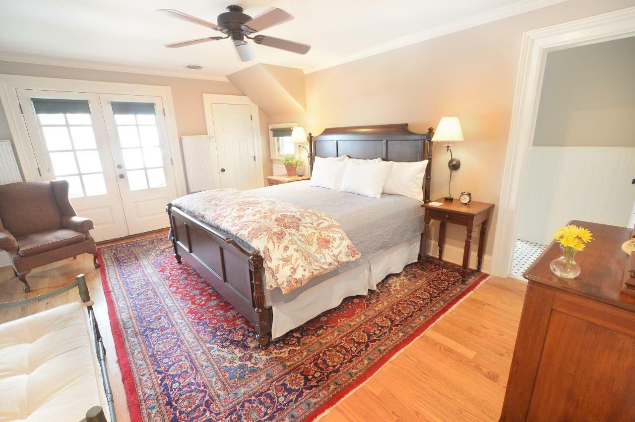 The Springwater Bed And Breakfast 사라토가 스프링스 외부 사진