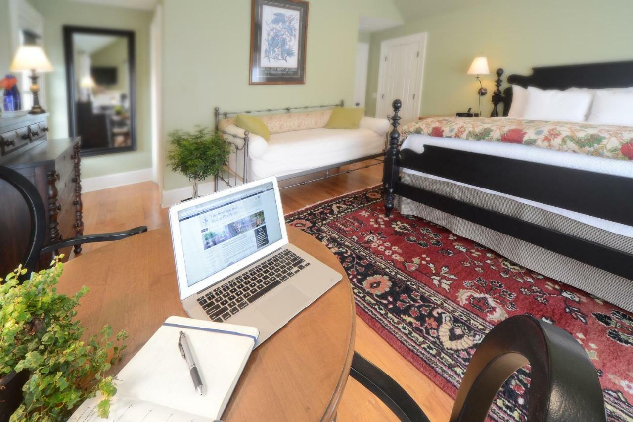 The Springwater Bed And Breakfast 사라토가 스프링스 외부 사진